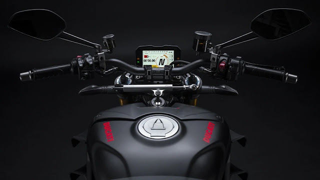 Ducati Streetfighter V4